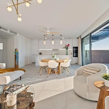 Penthouse Panorama